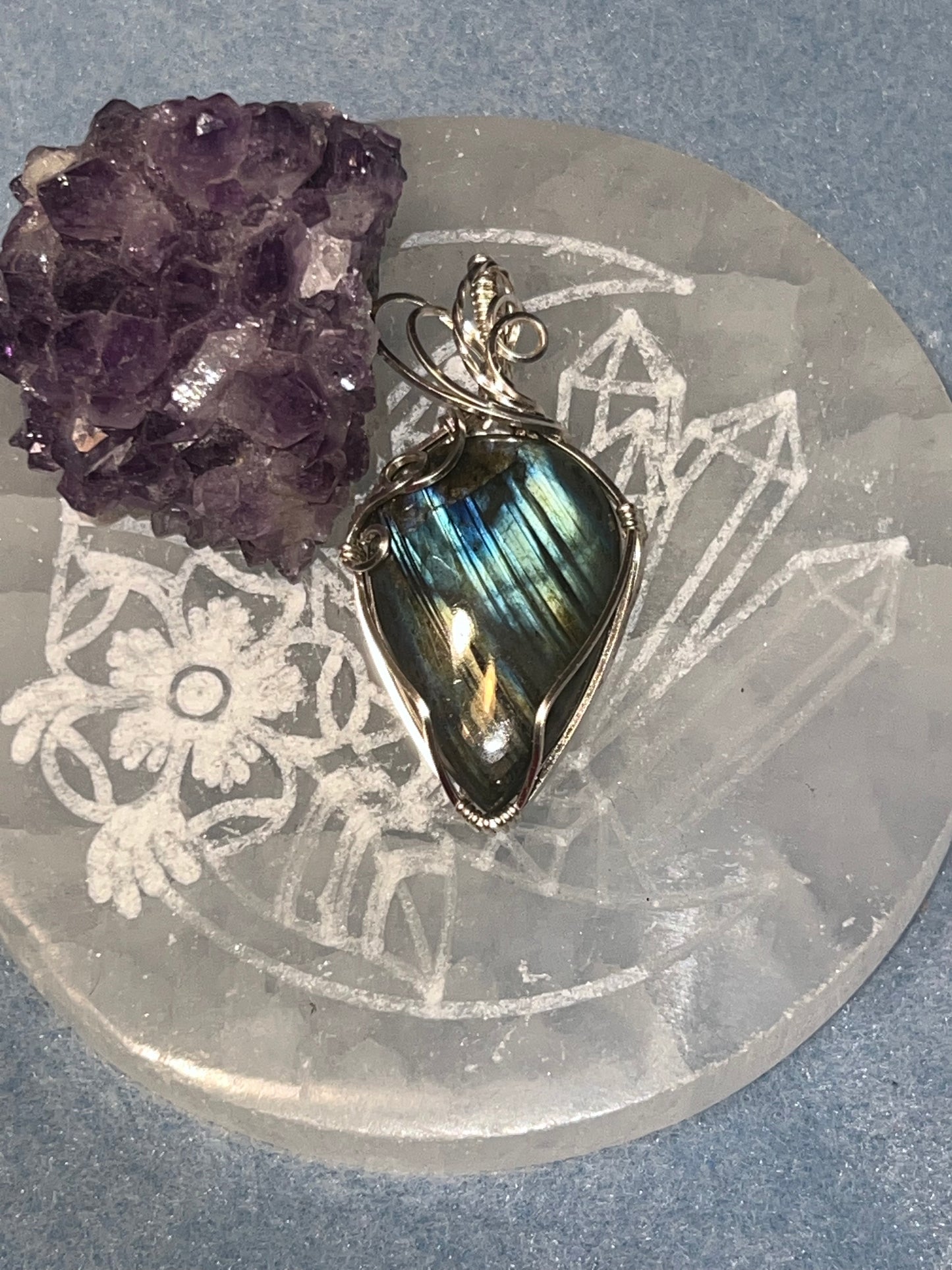 Multicolored Labradorite 1