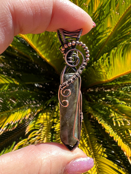 Labradorite Point~ Veil Dancer