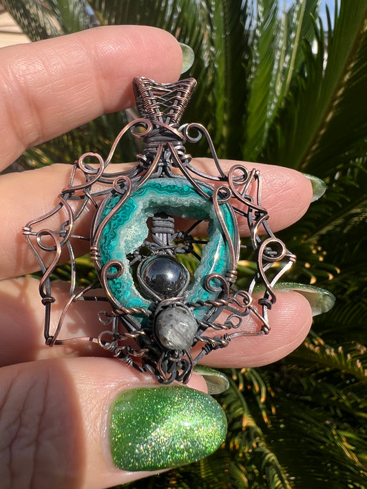 Agate Druzy — Leaving Shadow’s Gate