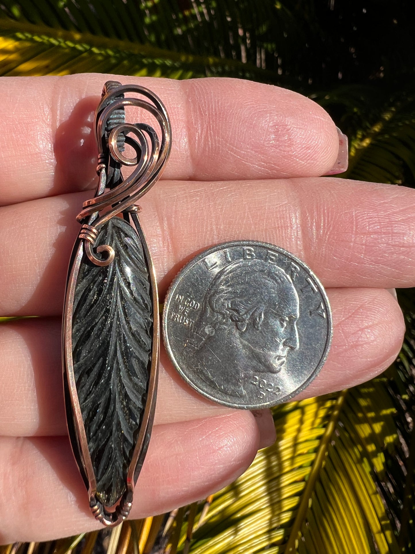Carved Golden Sheen Obsidian ~ Nightleaf