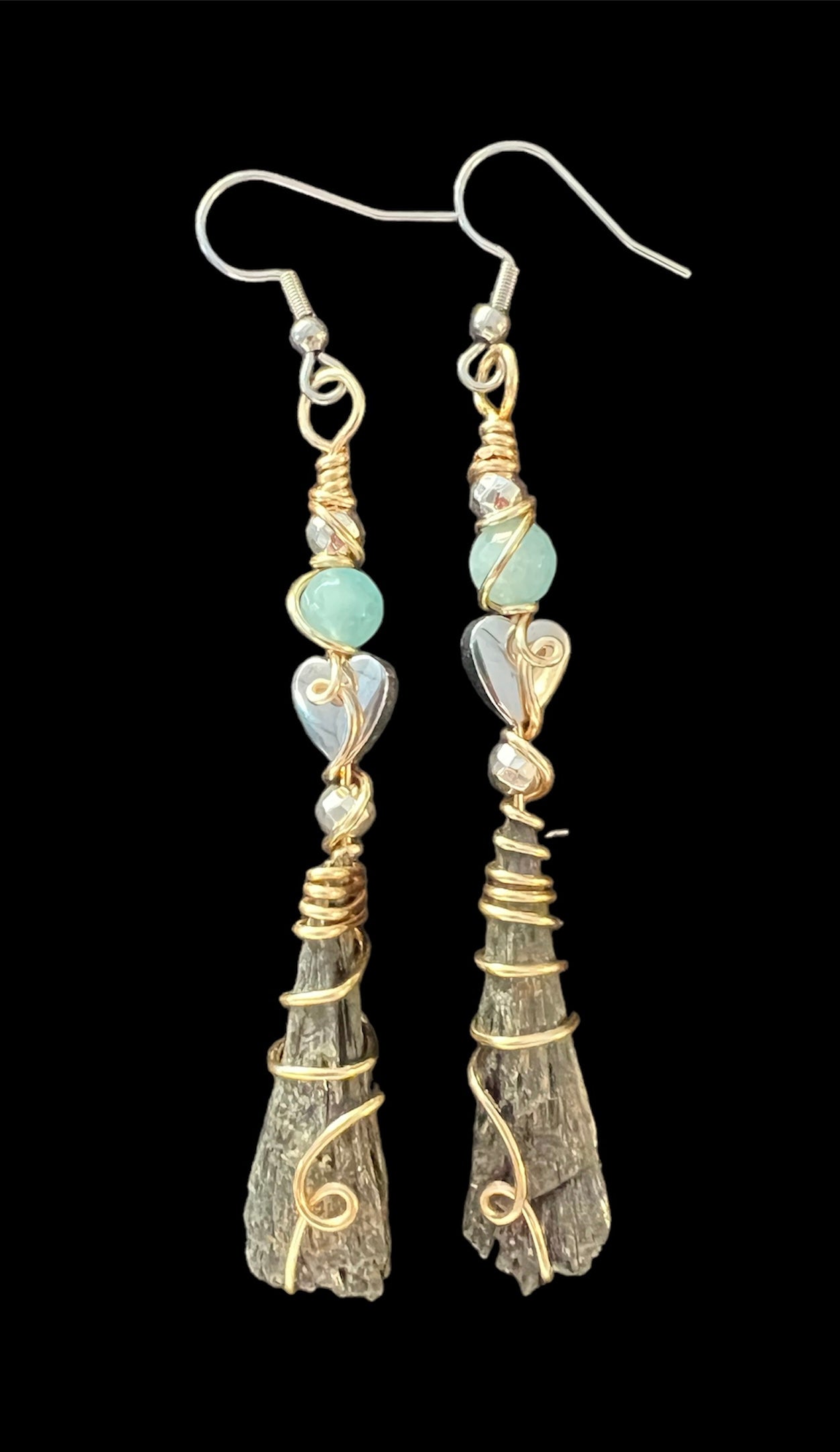 Black Kyanite Broomstick Earrings (gold)